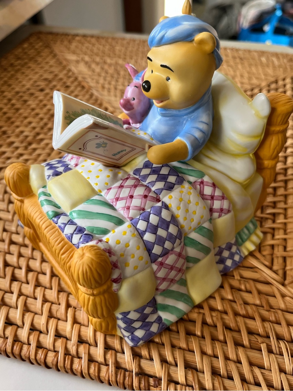 Vtg Winnie The Pooh Piglet Reading Bedtime Story Nightlight Disney Store 90s - Picture 2 of 12